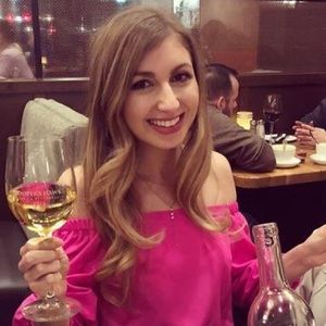 Meet your Posher, Melissa